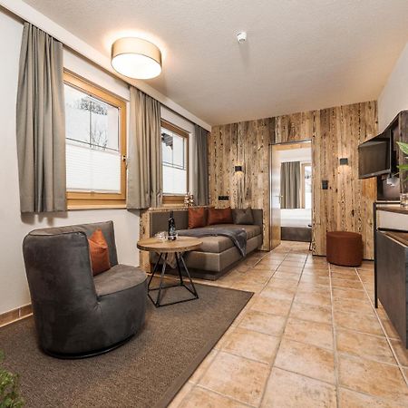 Appart & Chalet Montana Hochfuegen エクステリア 写真