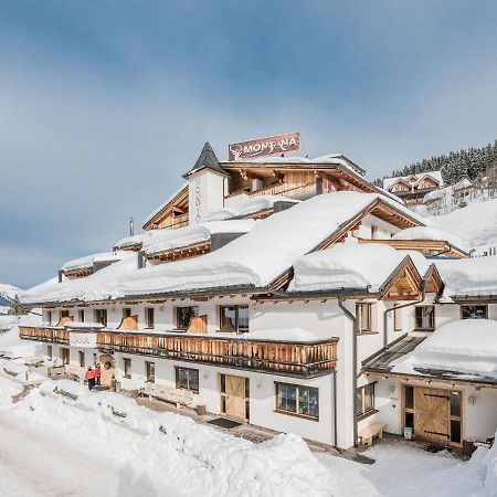 Appart & Chalet Montana Hochfuegen エクステリア 写真