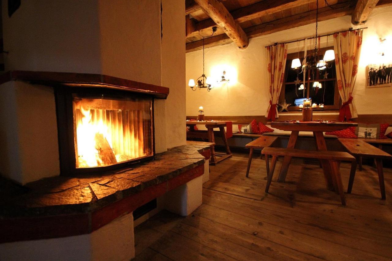 Appart & Chalet Montana Hochfuegen エクステリア 写真